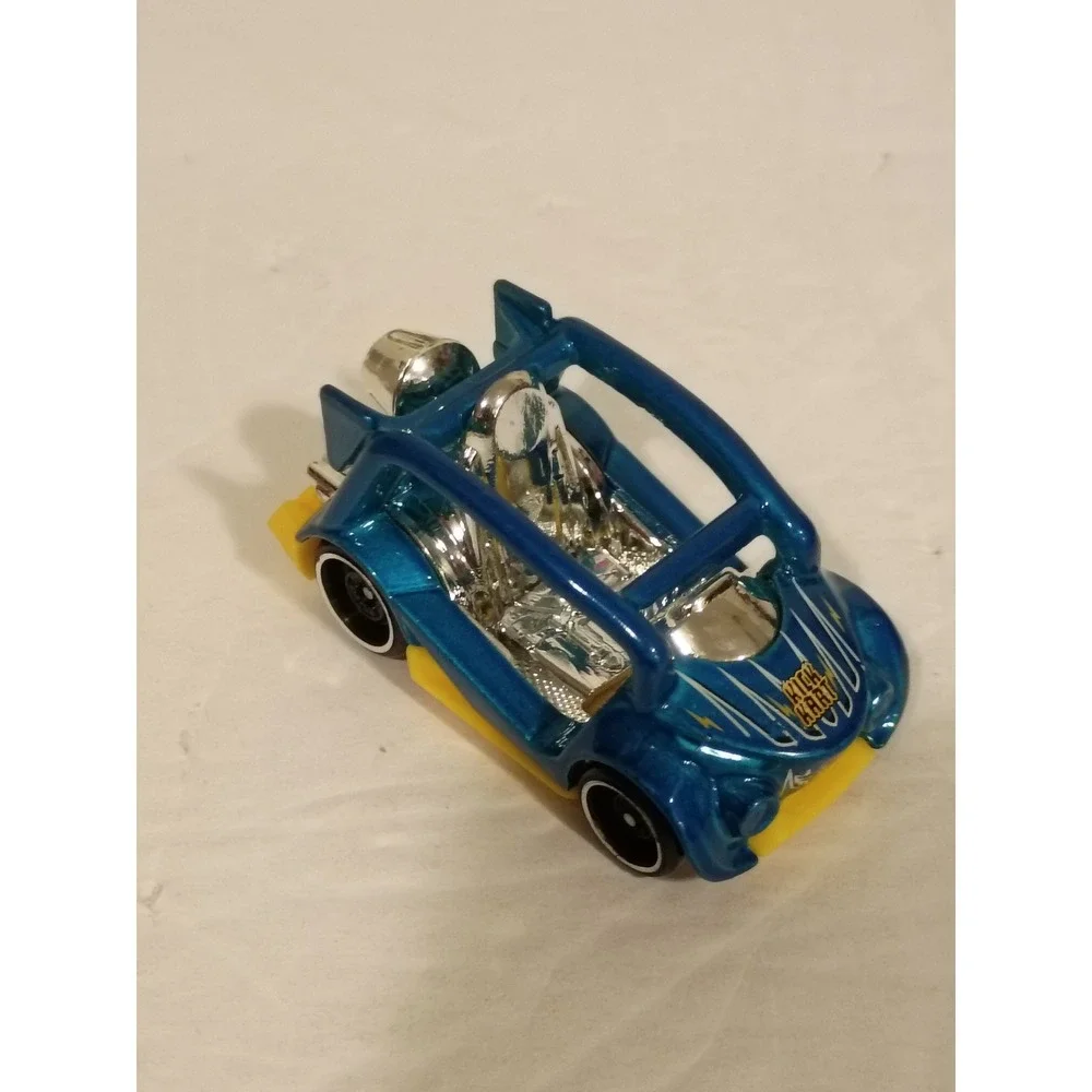 Hot Wheels Kick Kart Blue Metallic Yellow Base Diecast Car 1:64 Scale